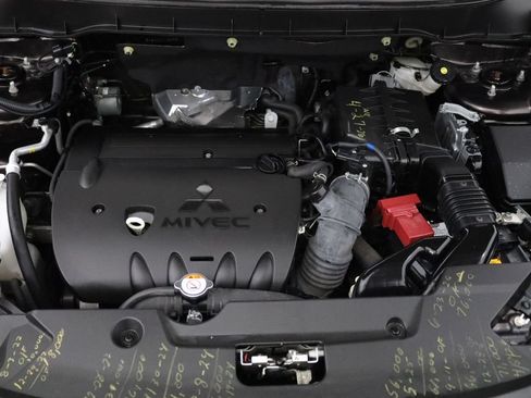 Used 2021 Mitsubishi Outlander Sport ES FWD image 26