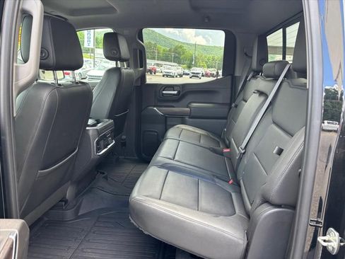 Used 2021 GMC Sierra 1500 SLT w/ SLT Premium Plus Package AWD/4WD image 10