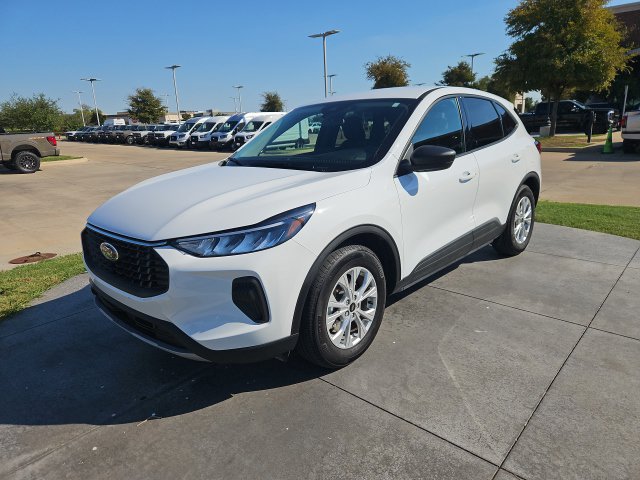 Used 2025 Ford Escape Active FWD image 2