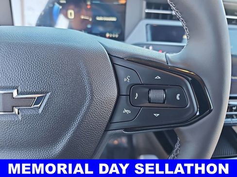 New 2027 Chevrolet Bolt RS w/ Technology Package FWD image 17
