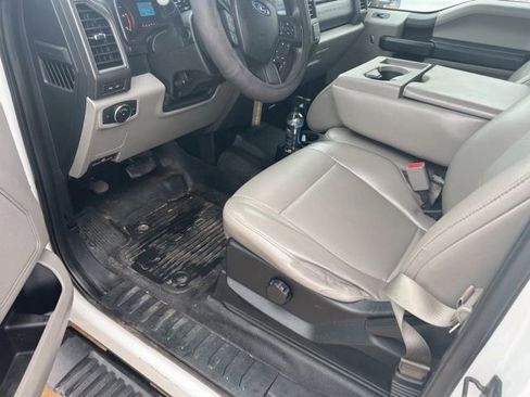 Used 2017 Ford F350 XL w/ Power Equipment Group AWD/4WD image 7