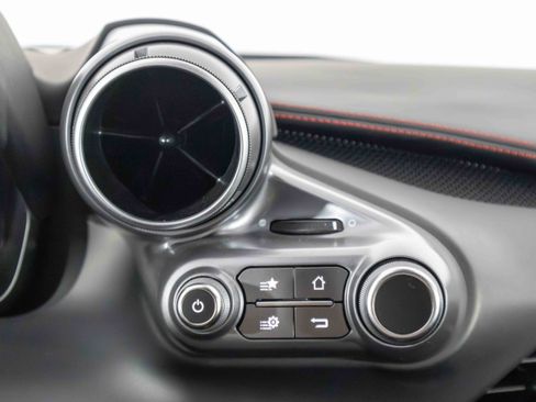 Certified 2023 Ferrari F8 Tributo image 33