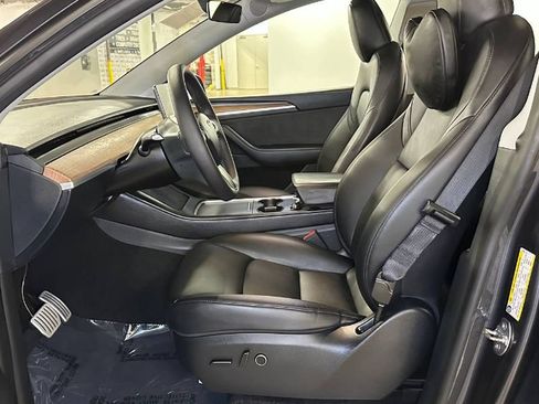 Used 2025 Tesla Model Y Performance AWD/4WD image 18