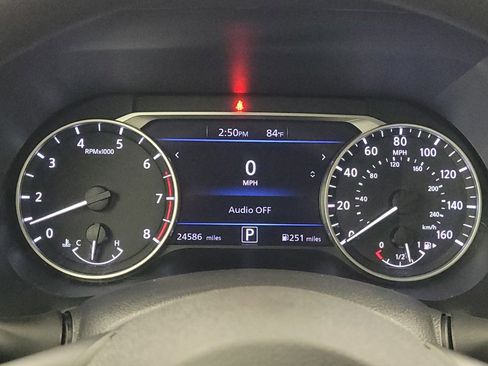 Used 2025 Nissan Sentra SV FWD image 23