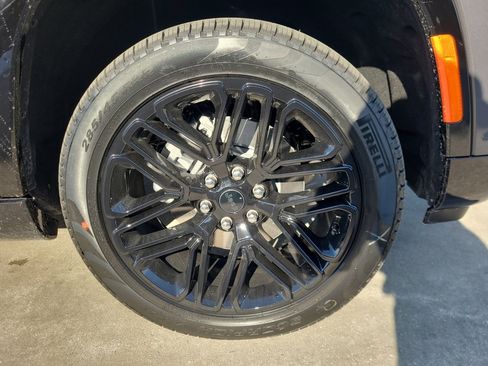 New 2026 Jeep Grand Wagoneer Limited image 25