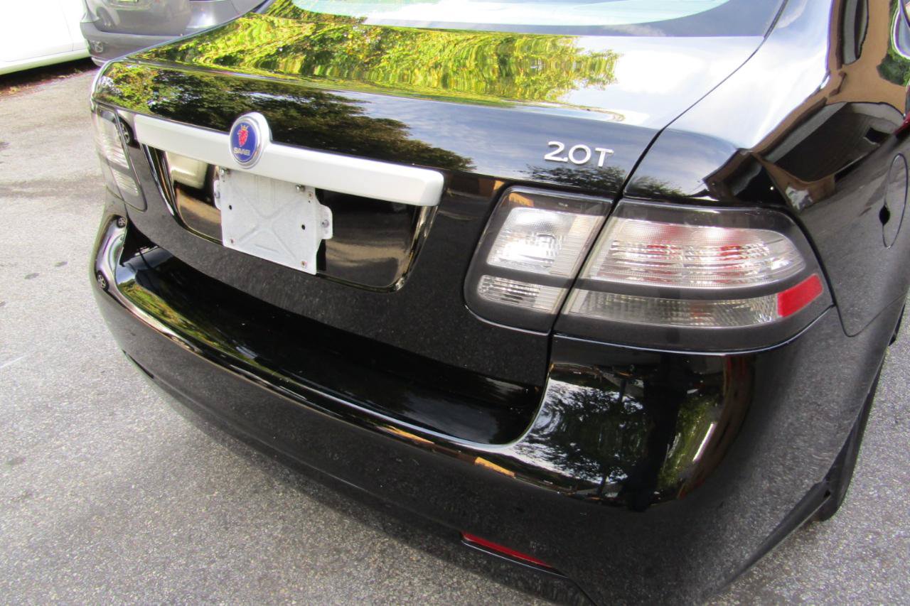 Used 2008 Saab 9-3 2.0T w/ Moonroof Package FWD image 13