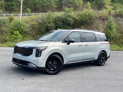 Certified 2025 Kia Carnival SX Prestige image 2