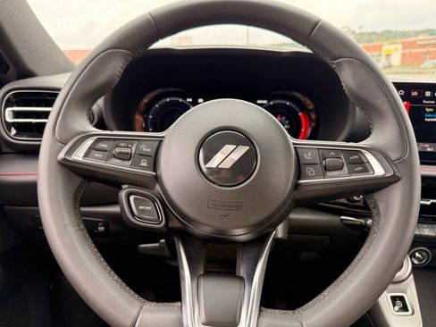 Used 2024 Dodge Hornet GT image 14