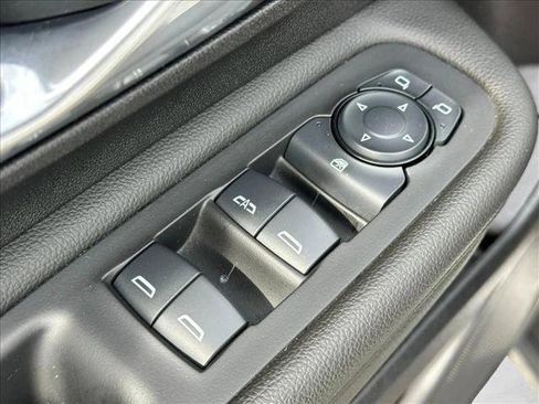 Used 2024 GMC Terrain SLE FWD image 16