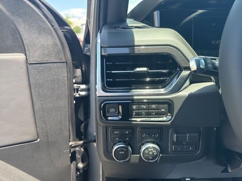 New 2026 GMC Yukon XL Elevation w/ Elevation Premium Package AWD/4WD image 14