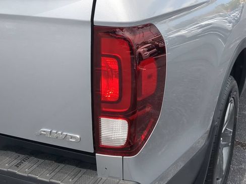 Used 2023 Honda Ridgeline RTL-E image 11