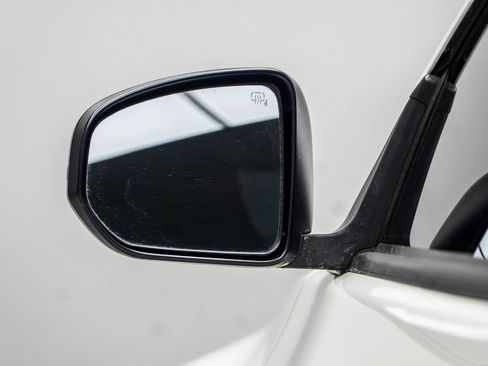 Used 2017 Nissan 370Z NISMO RWD image 14