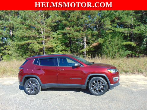Certified 2021 Jeep Compass Latitude image 9