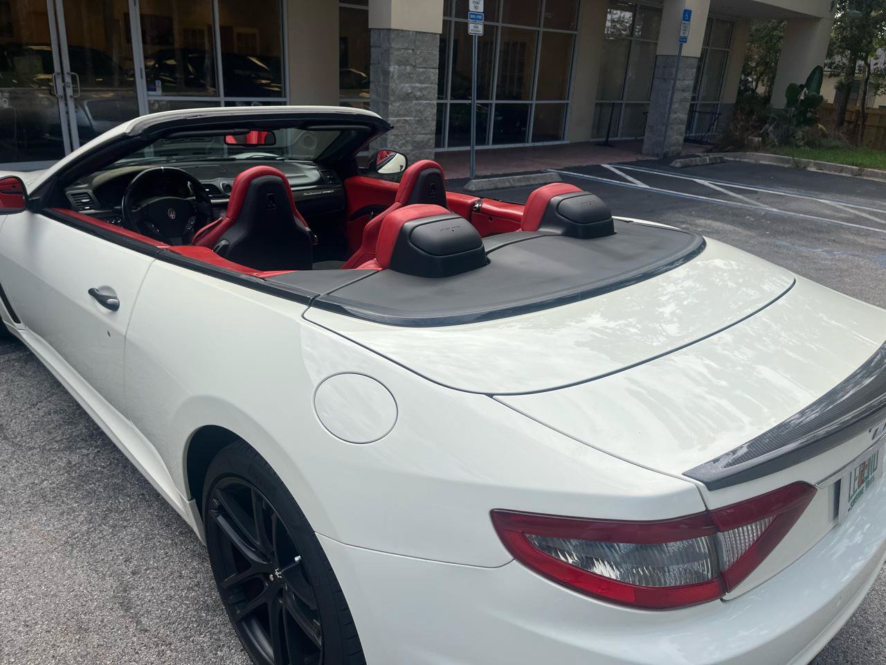 Used 2018 Maserati GranTurismo MC RWD image 9