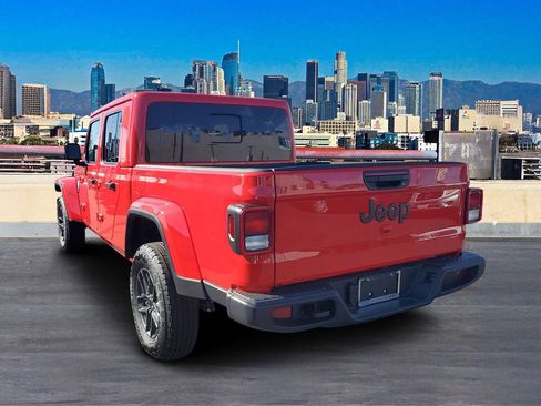 New 2026 Jeep Gladiator Sport image 4