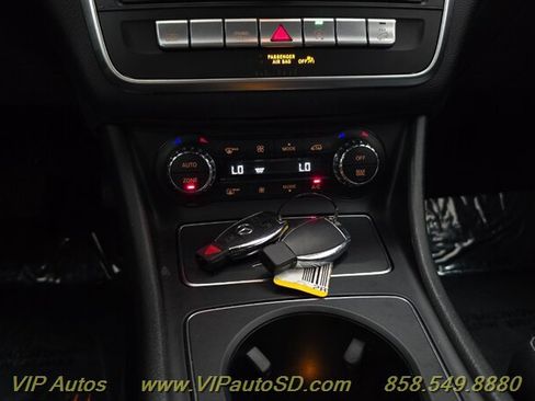 Used 2020 Mercedes-Benz GLA 250 4MATIC w/ Convenience Package image 25