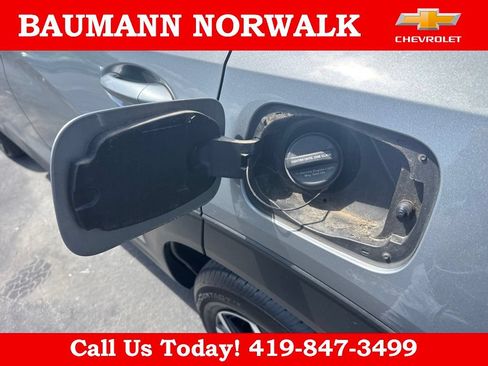 Used 2023 Chevrolet TrailBlazer LT FWD image 11