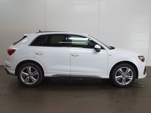 Used 2022 Audi Q3 2.0T Premium AWD/4WD image 3