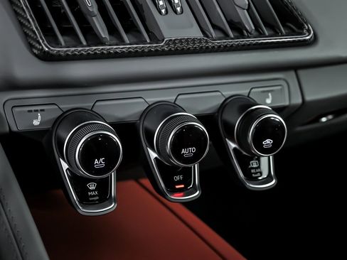 Used 2022 Audi R8 V10 performance image 40