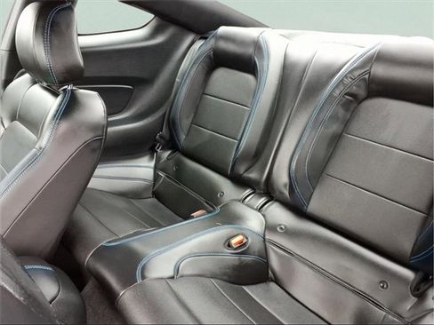 Used 2022 Ford Mustang GT Premium w/ GT Performance Package image 7