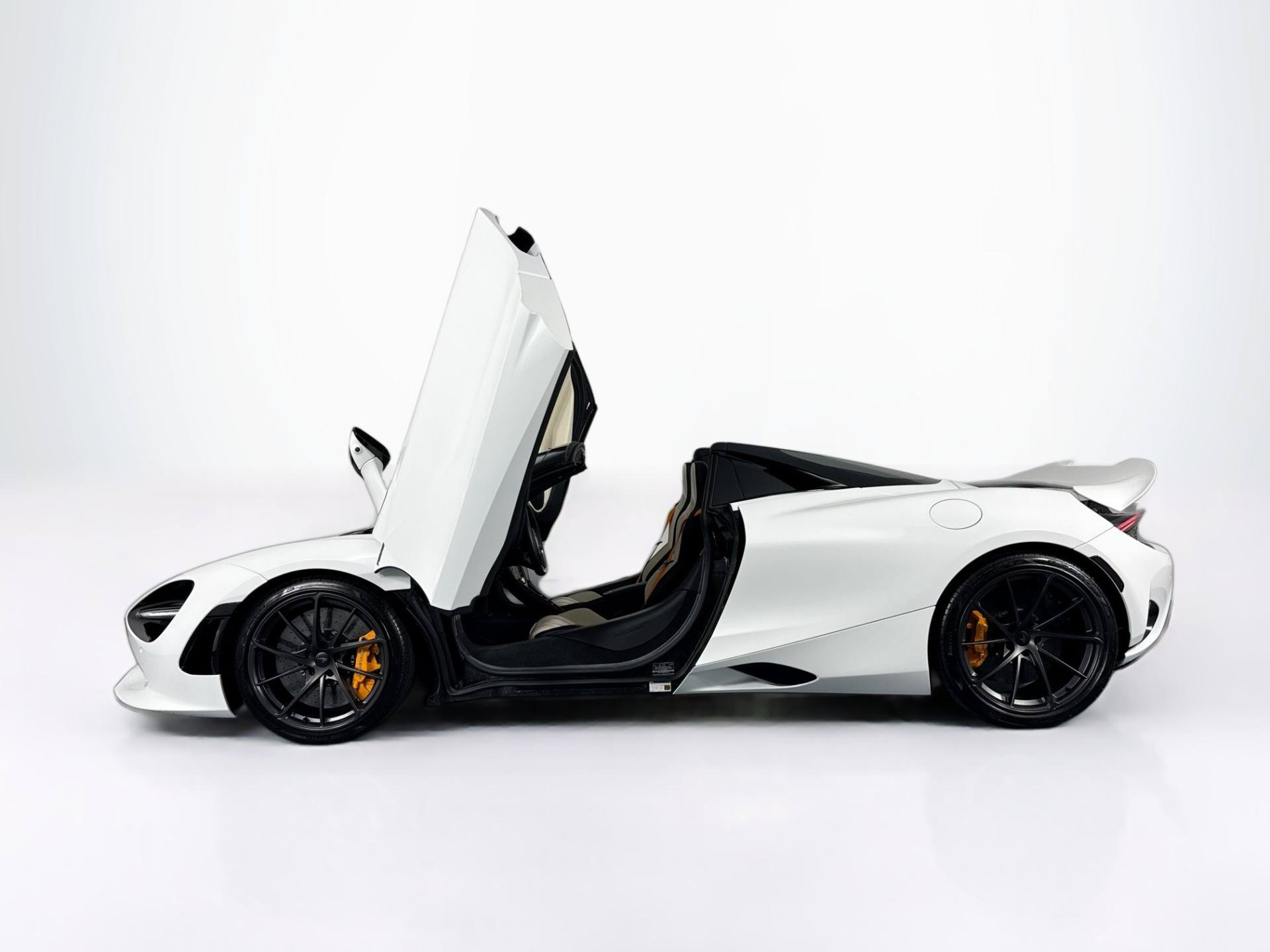 Used 2024 McLaren 750S Spider RWD image 48