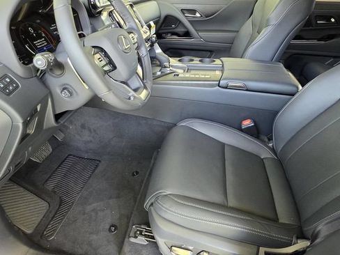 New 2026 Lexus LX 700h Luxury AWD/4WD image 6
