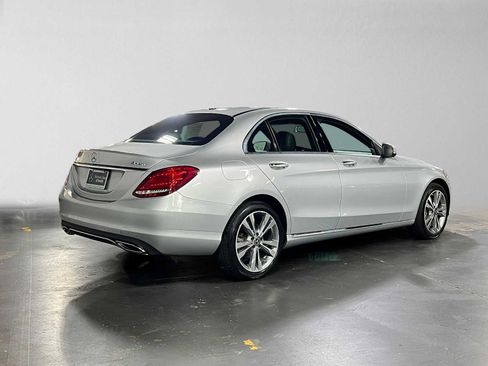 Certified 2018 Mercedes-Benz C 300 4MATIC Sedan image 3