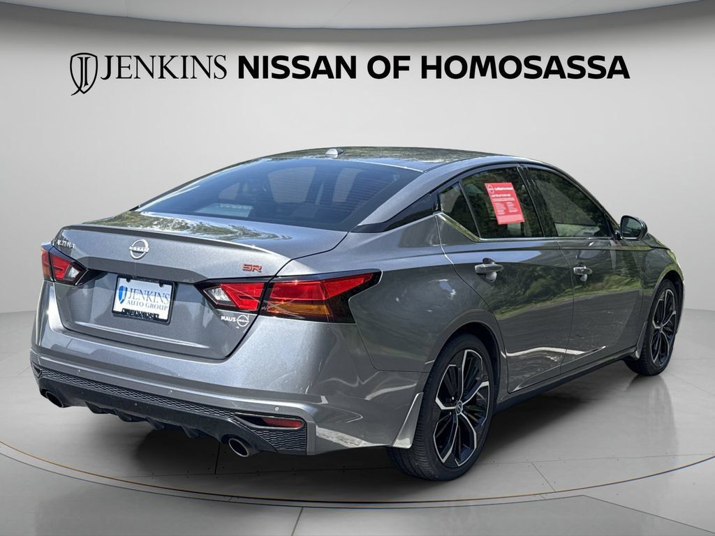 Certified 2024 Nissan Altima 2.5 SR FWD image 7