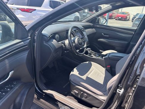 Used 2023 Hyundai Santa Cruz SEL Premium AWD/4WD image 16