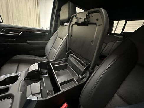 Certified 2024 Chevrolet Silverado 1500 High Country image 39