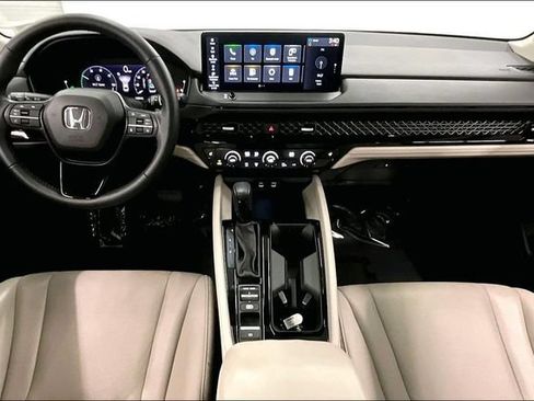 Used 2024 Honda Accord EX-L image 18