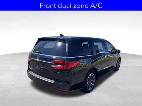 Certified 2024 Honda Odyssey EX-L image 5
