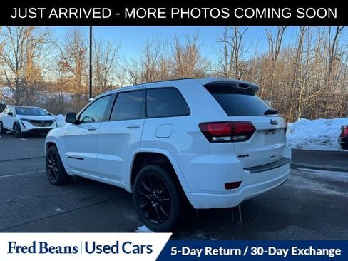 Used 2020 Jeep Grand Cherokee Altitude image 6