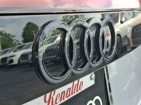 New 2025 Audi Q8 Premium Plus image 26