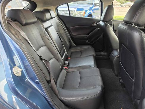 Used 2017 MAZDA MAZDA3 Grand Touring FWD image 16