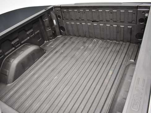 Used 2024 GMC Sierra 1500 AT4 w/ Technology Package image 46