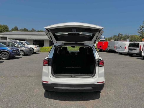 Used 2023 Chevrolet Equinox LT w/ LPO, Floor Liner Package image 31