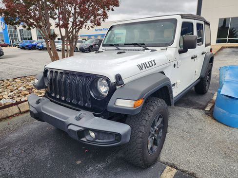 Used 2021 Jeep Wrangler Unlimited Sport image 3