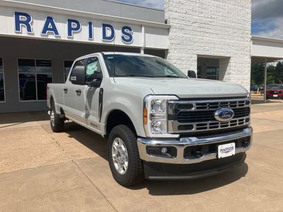 New 2025 Ford F350 XLT