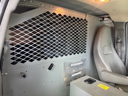 Used 2014 Chevrolet Express 3500 3500 3dr Extended Cargo Van image 83