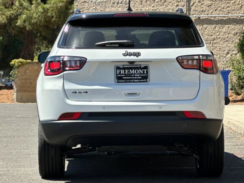 New 2026 Jeep Compass Limited AWD/4WD image 4