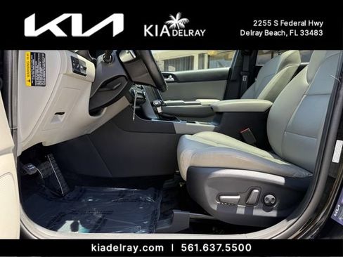 Used 2022 Kia Sportage Nightfall Edition AWD/4WD image 16