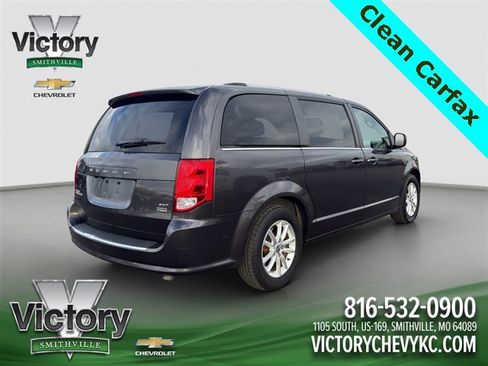 Used 2019 Dodge Grand Caravan SXT image 6