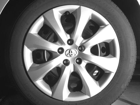 Used 2025 Toyota Corolla LE FWD image 17