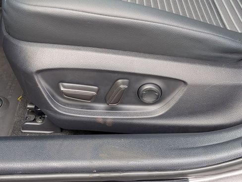 Used 2024 Toyota Camry SE image 16