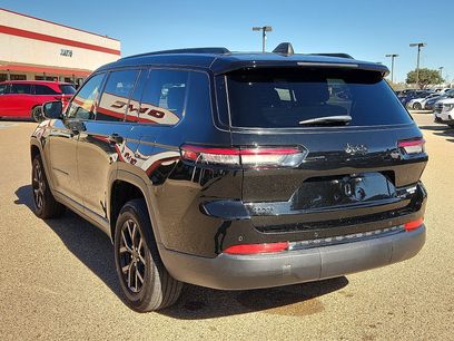 Used 2024 Jeep Grand Cherokee L Laredo