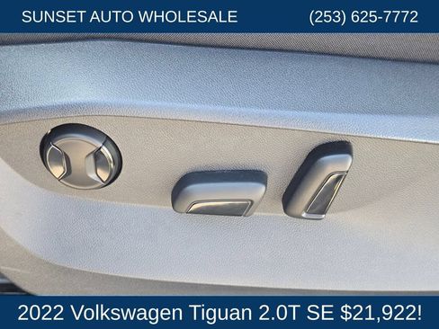 Used 2022 Volkswagen Tiguan SE AWD/4WD image 31