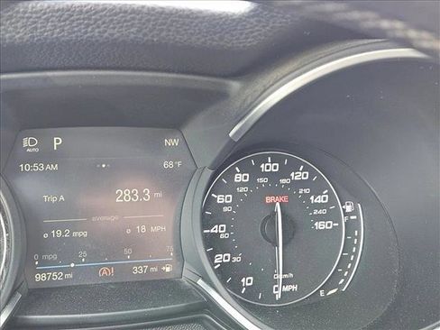 Used 2019 Alfa Romeo Stelvio image 14