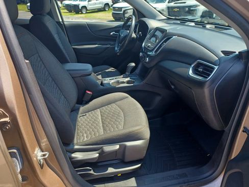 Used 2019 Chevrolet Equinox LT AWD/4WD image 18