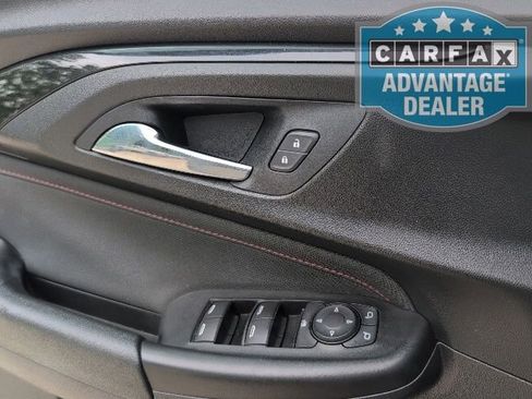 Used 2021 Chevrolet TrailBlazer RS w/ Sun and Liftgate Package FWD image 16